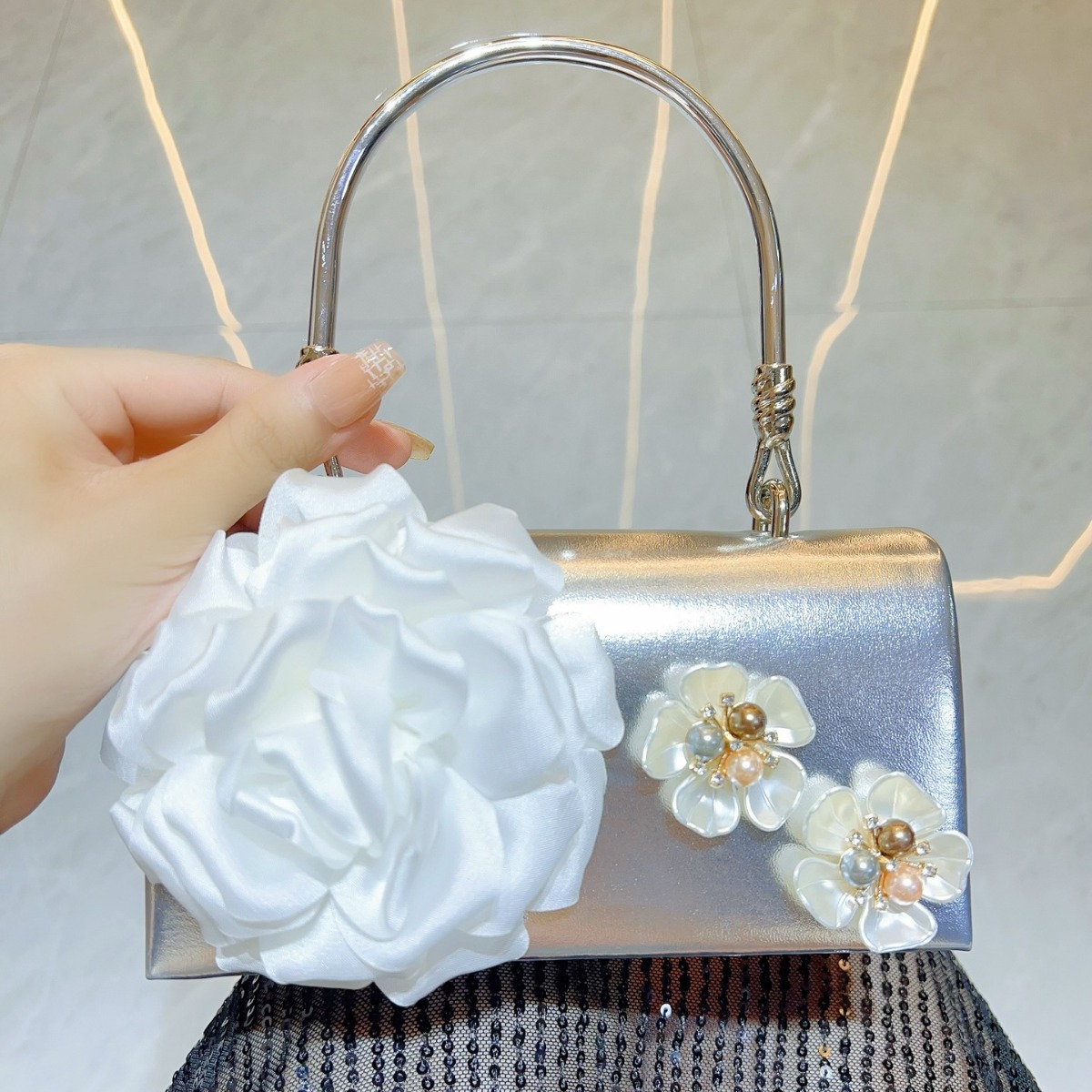 Роскошный золотой 3D цветочный – обзор и цена Luxury Bags Gold