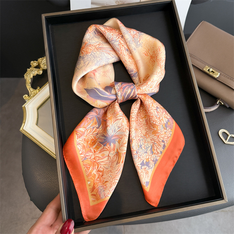 Элегантный дизайнерский шарф с – обзор и цена Luxury Bags Made