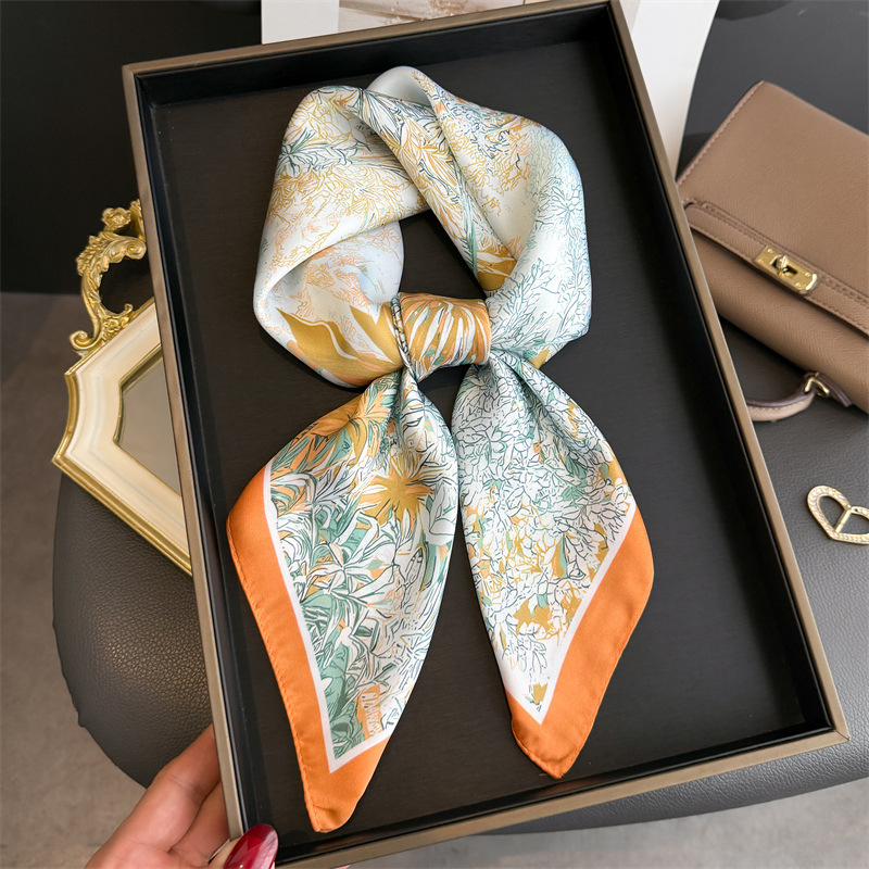 Элегантный дизайнерский шарф с – обзор и цена Luxury Bags Made