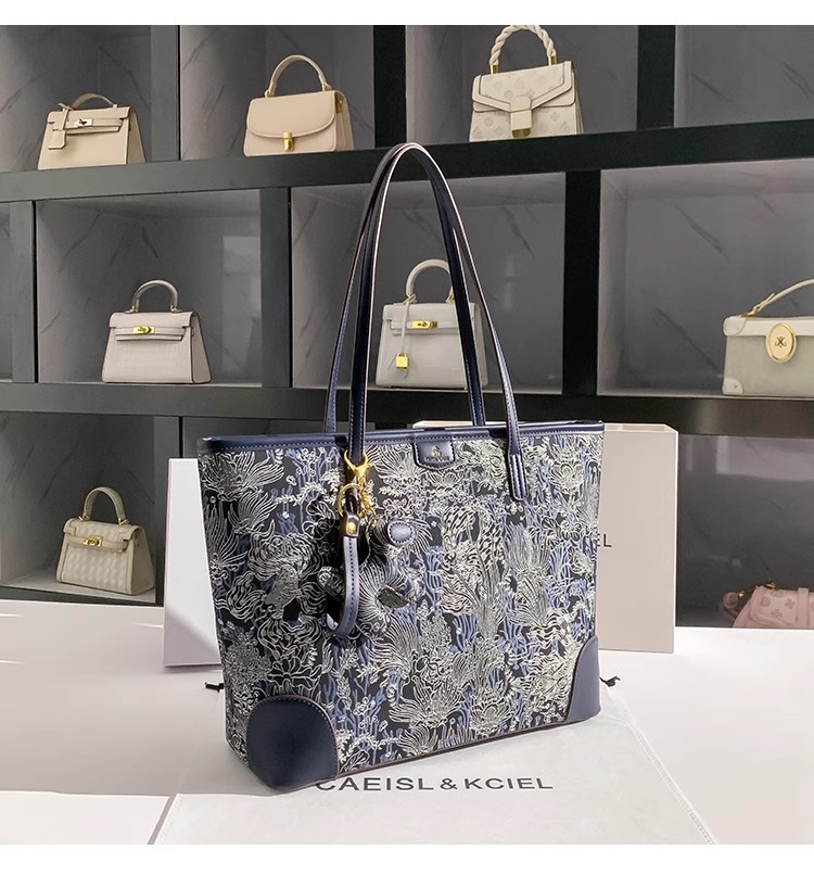 Большая вместительная сумка-то – обзор и цена Bucket Bag Suede
